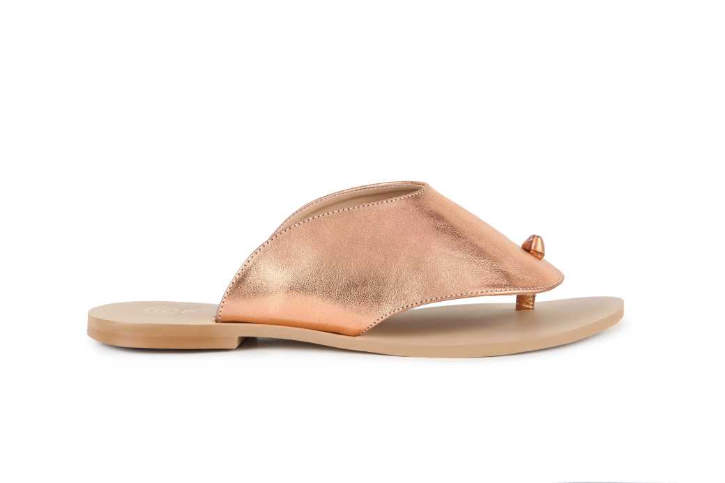 Nefertitees Leather