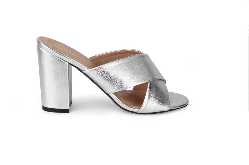 Xtees - High Heels Leather